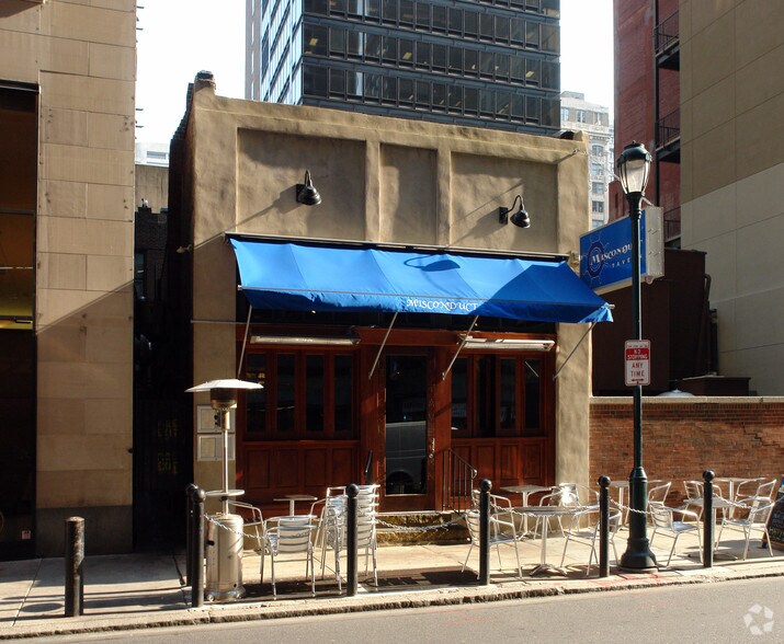 1507-11 Locust St, Philadelphia, PA à vendre - Photo du bâtiment - Image 3 de 35