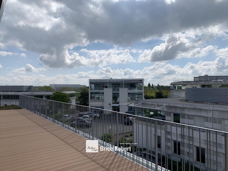 1 Rue Jacques Monod, Bron for lease - Building Photo - Image 3 of 8