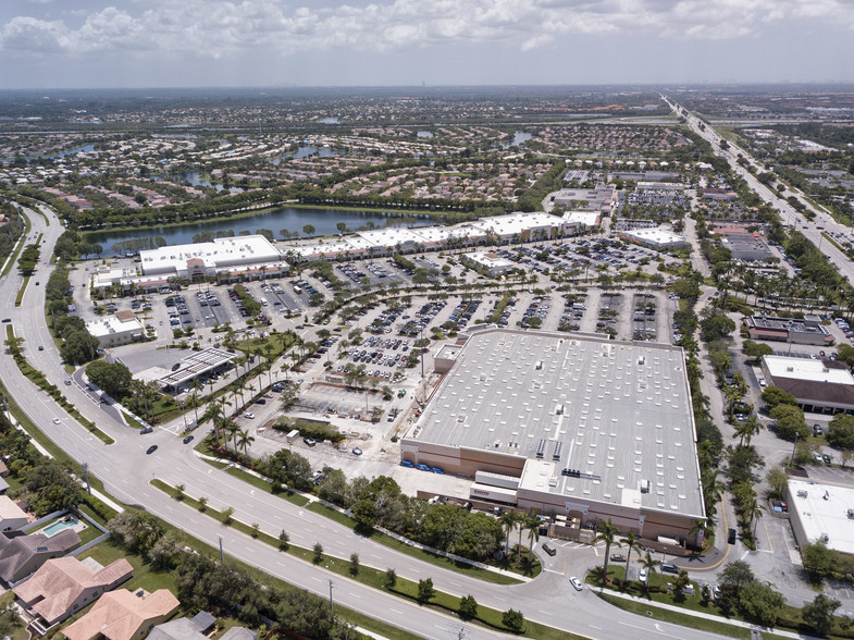 15801-15999 Pines Blvd, Pembroke Pines, FL for lease - Aerial - Image 2 of 29