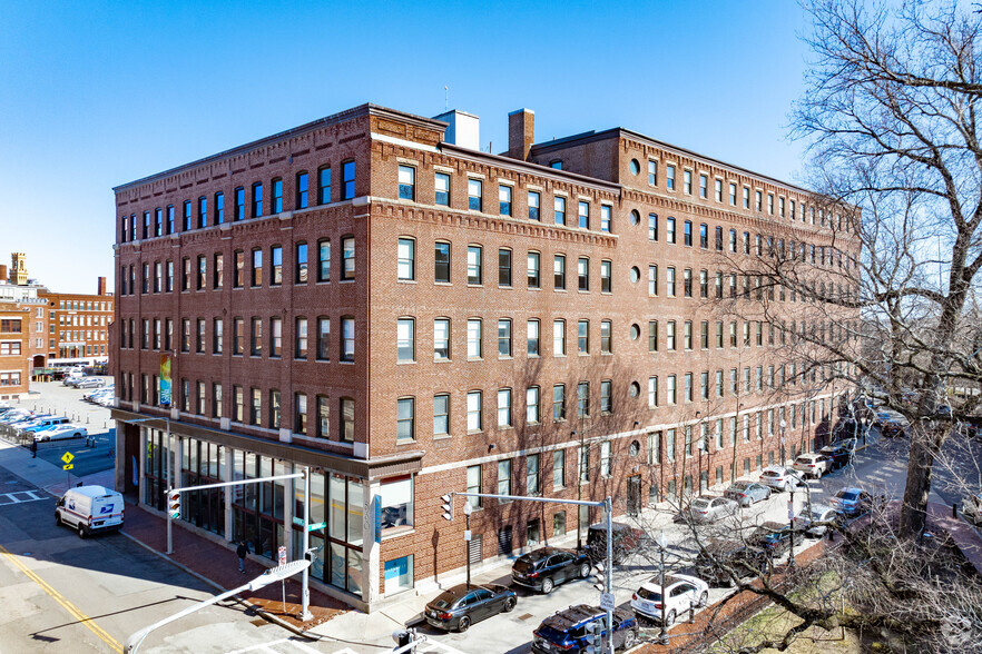 560 Harrison Ave, Boston, MA for lease - Building Photo - Image 1 of 4