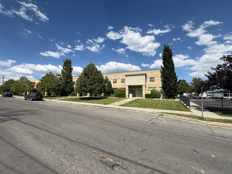 7777 S Allen St, Midvale, UT à vendre - Photo du bâtiment - Image 1 de 8