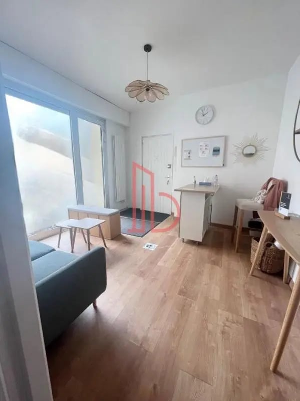 Bureau dans Bordeaux à louer Photo intérieure- Image 1 de 6