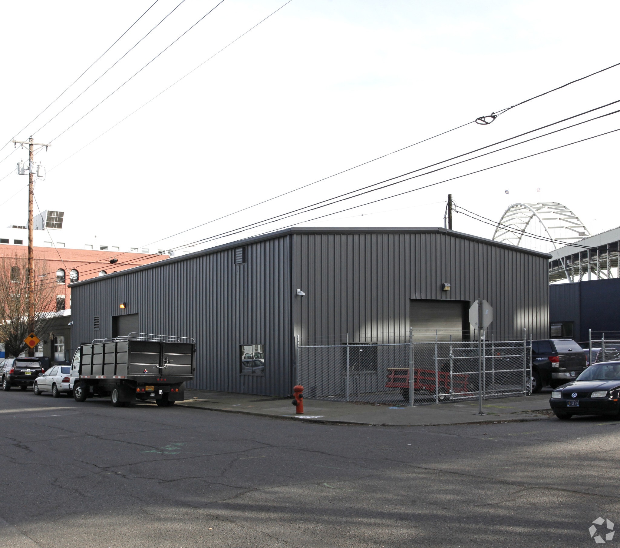 1627 NW Savier St, Portland, OR for lease Primary Photo- Image 1 of 3