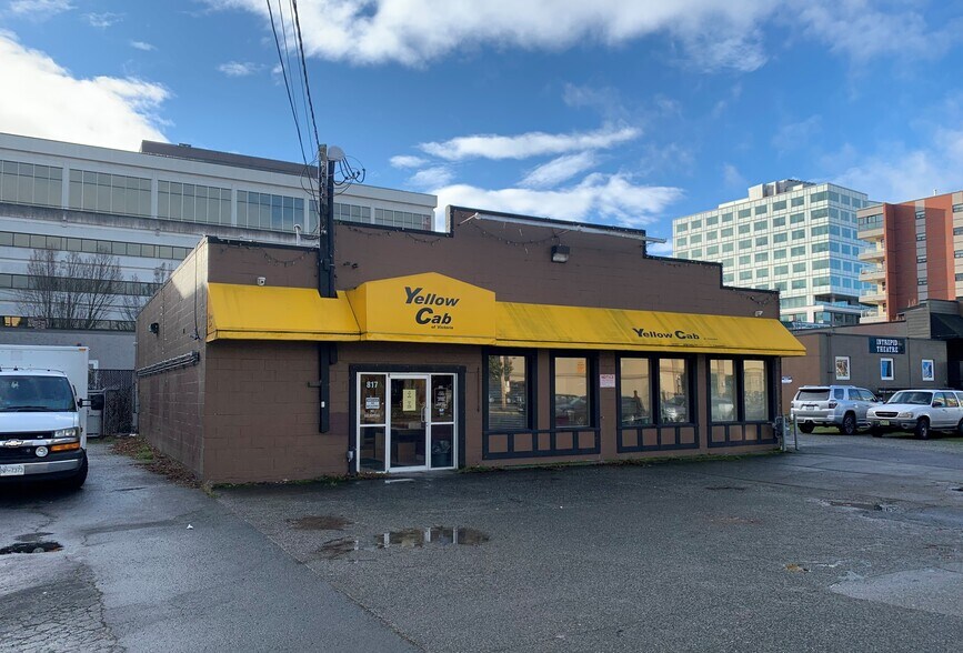 817 Fisgard St, Victoria, BC à vendre - Photo du bâtiment - Image 2 de 4