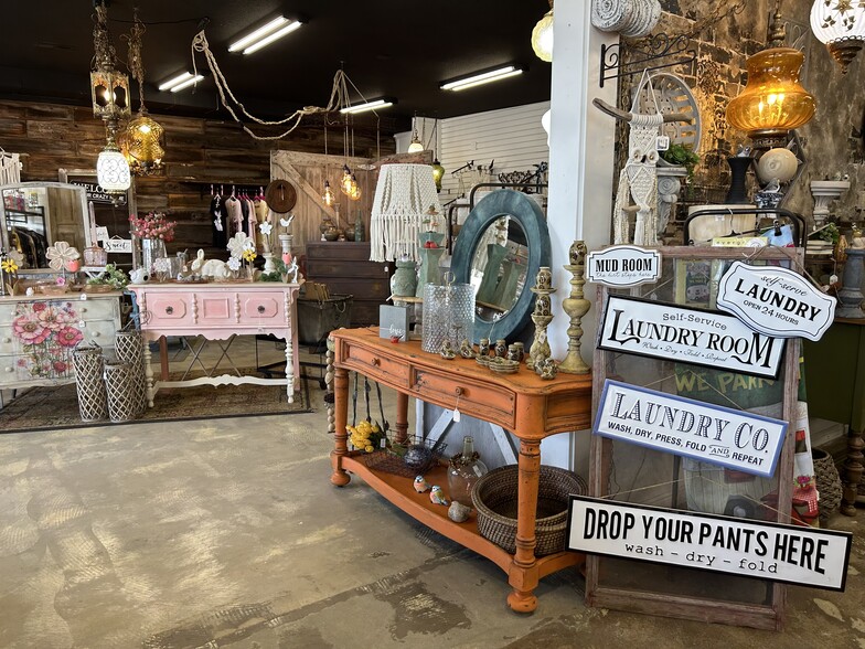 1407 2nd St S, Nampa, ID à vendre - Photo intérieure - Image 2 de 8