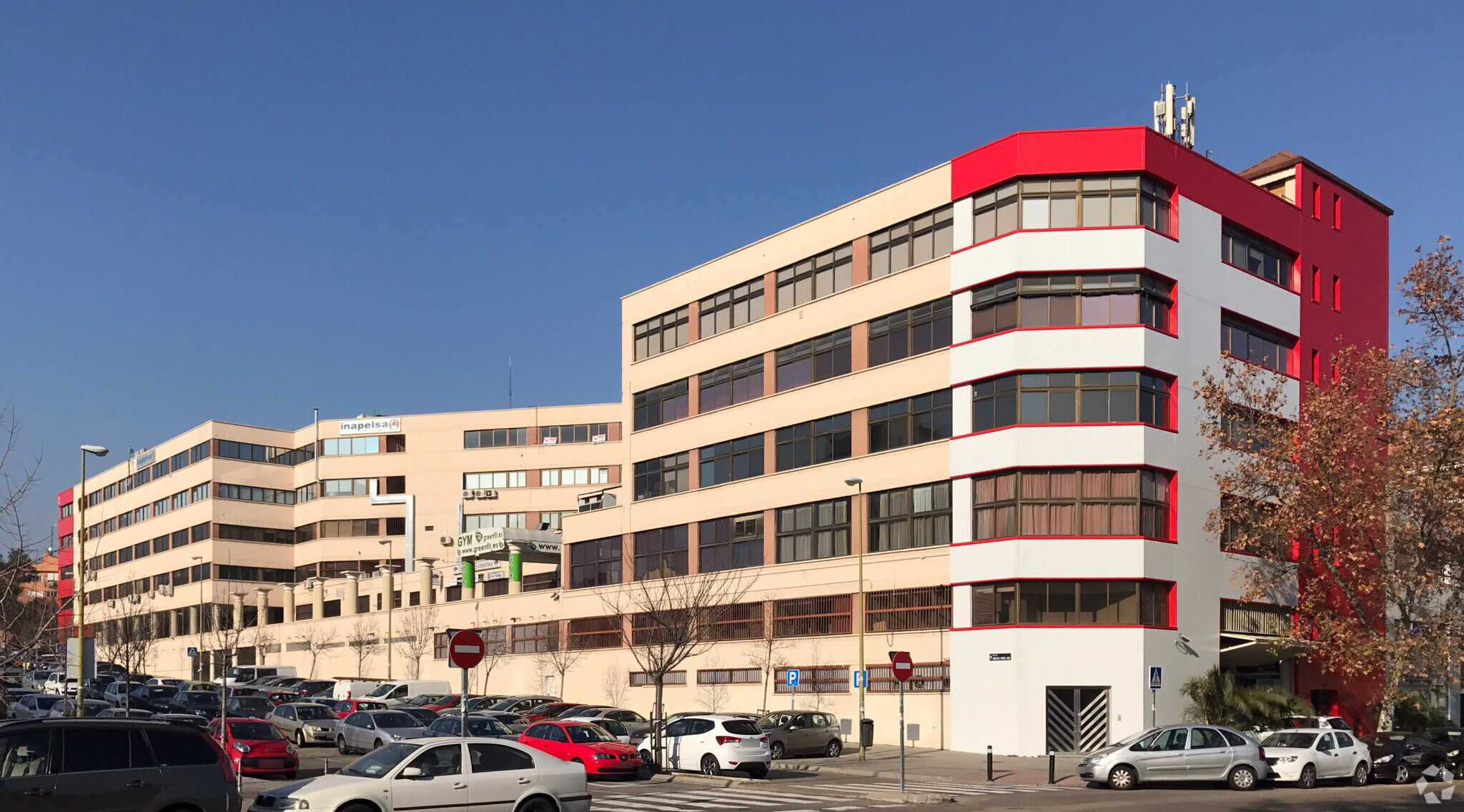 Industrial in Madrid, Madrid for lease Primary Photo- Image 1 of 3