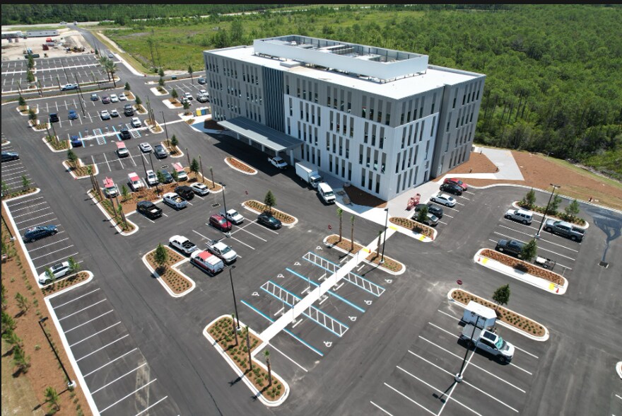 1002 N Arnold Rd, Panama City Beach, FL à louer - Photo du bâtiment - Image 2 de 4