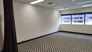 1 Queens Rd, Melbourne for lease Interior Photo- Image 1 of 3