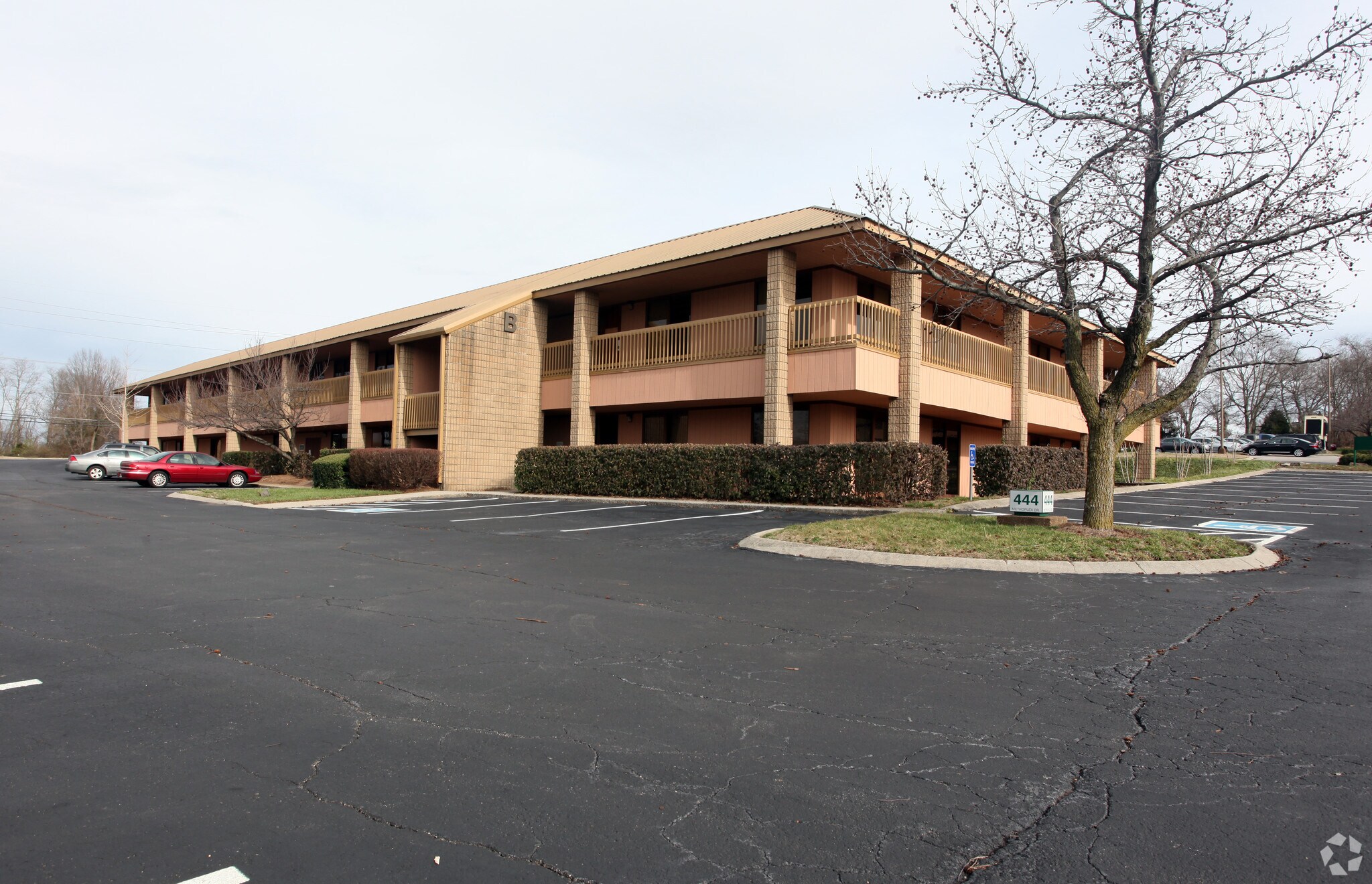 444 Metroplex Dr, Nashville, TN à vendre Photo principale- Image 1 de 10