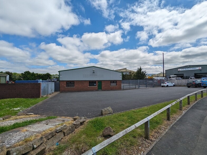 1 Ellerbeck Way, Middlesbrough for lease - Building Photo - Image 2 of 5