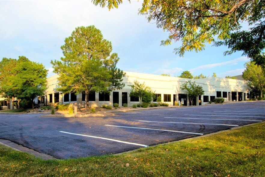 100 Technology Drive portfolio of 3 properties for sale on LoopNet.ca - Building Photo - Image 2 of 11