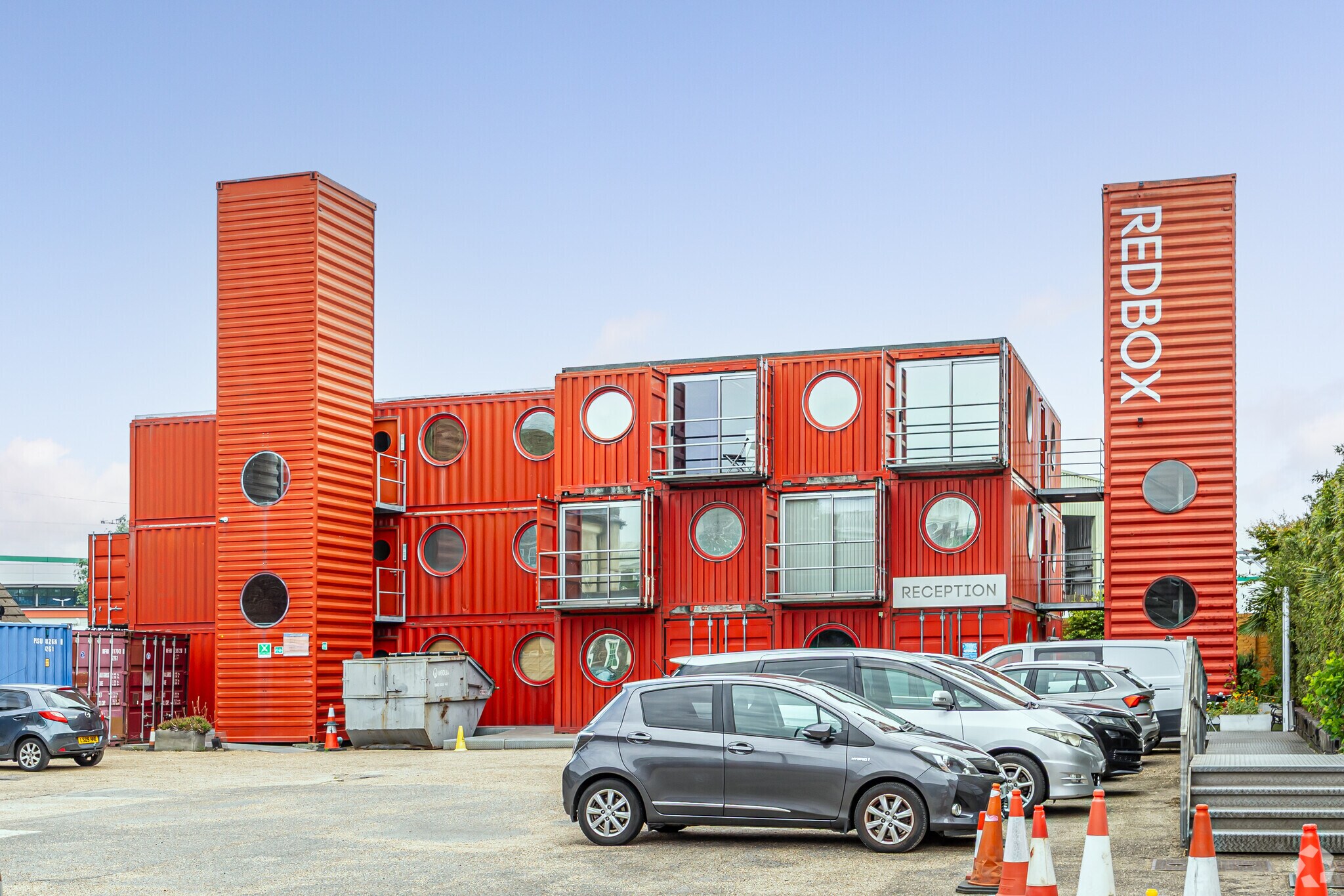 44 Gillender St, London for sale Primary Photo- Image 1 of 4