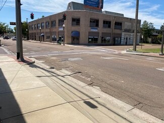 More details for 305 W Market St, Greenwood, MS - Office for Sale