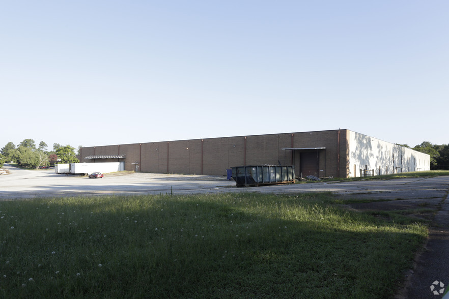 Hartwell Business Park portfolio of 2 properties for sale on LoopNet.ca - Building Photo - Image 2 of 6