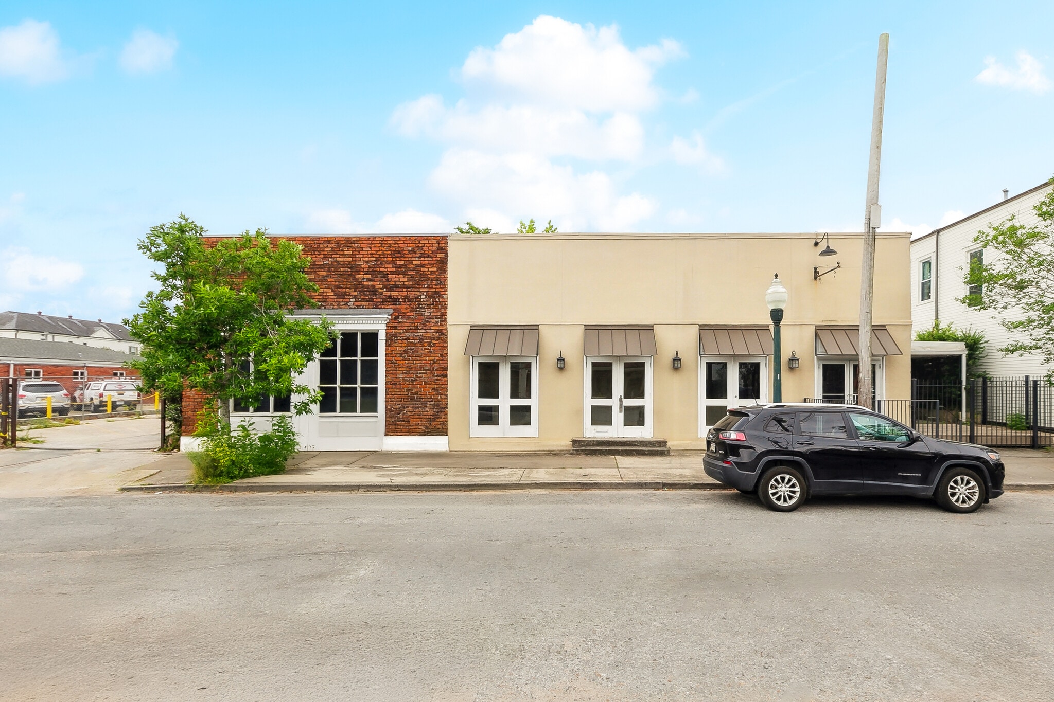 7624 Maple St, New Orleans, LA for lease Building Photo- Image 1 of 10