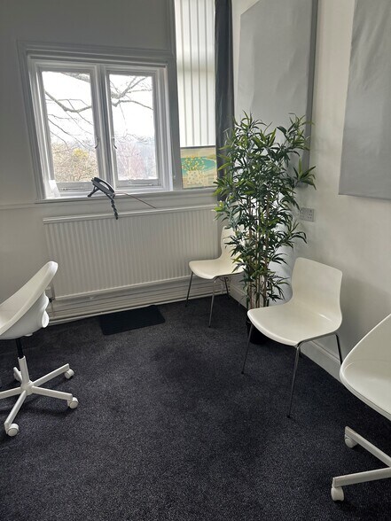 82 Great North Rd, Hatfield à louer - Photo intérieure - Image 3 de 7