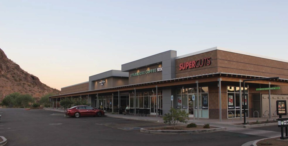 1537 W Broadway Rd, Tempe, AZ à louer - Photo principale - Image 1 de 11