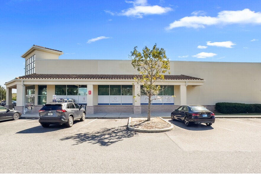 2353 Ocoee Apopka Rd, Ocoee, FL à vendre - Photo du bâtiment - Image 3 de 6