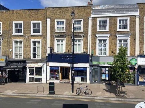 23 Victoria Rd, Surbiton à louer - Photo principale - Image 1 de 1