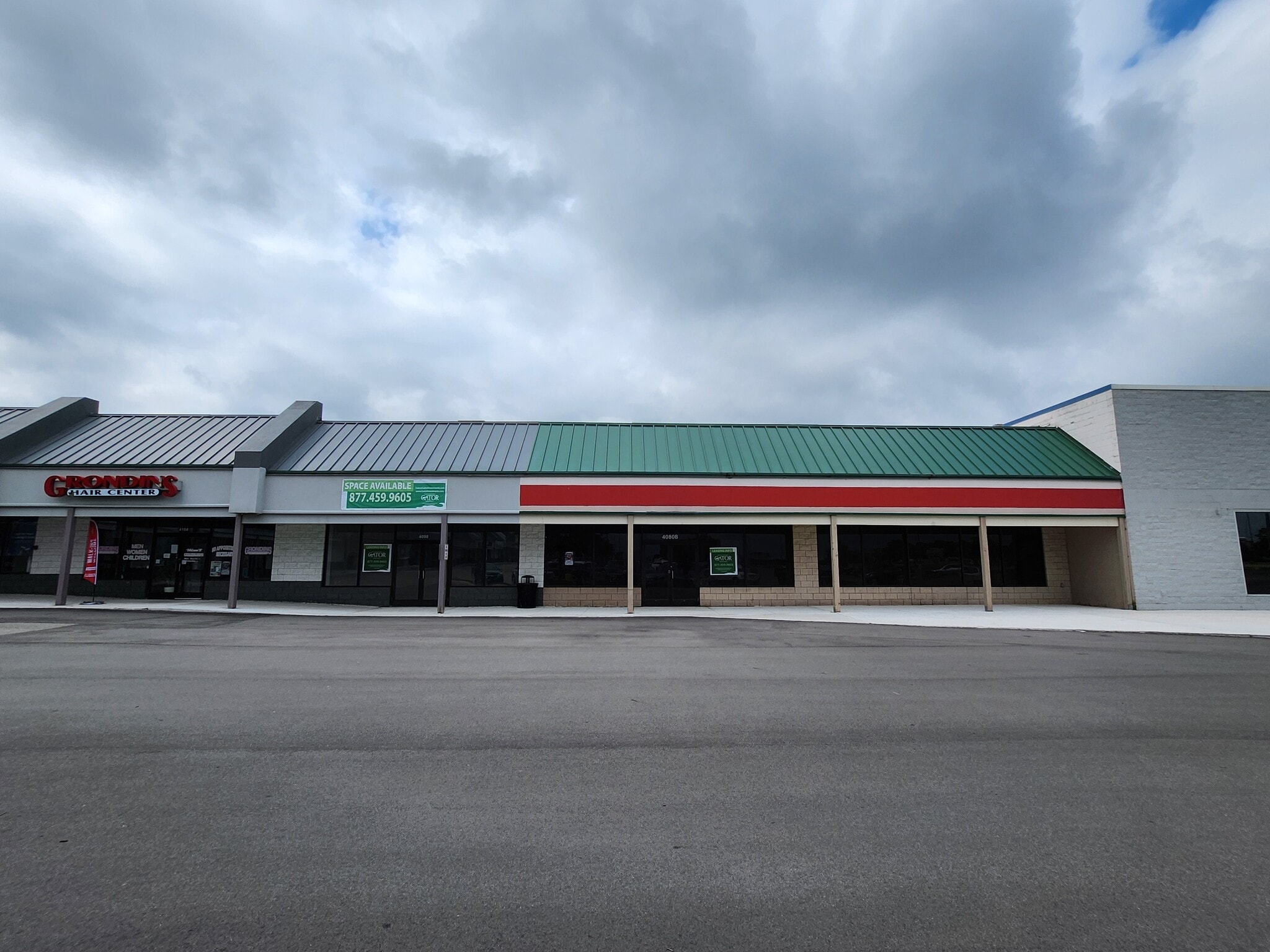 4208 E Blue Grass Rd, Mount Pleasant, MI for lease Interior Photo- Image 1 of 5