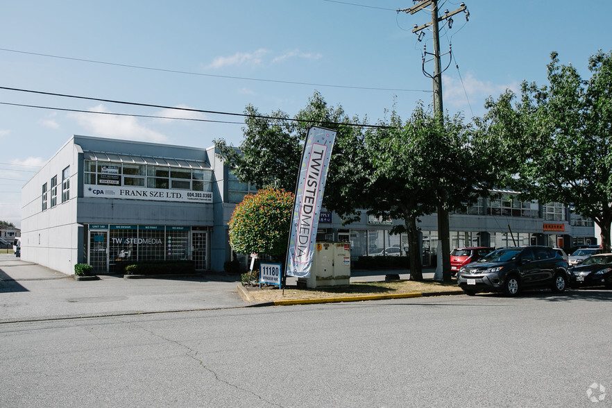 11180 Voyageur Way, Richmond, BC for lease - Primary Photo - Image 1 of 5