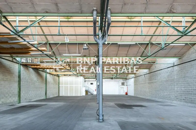 Flex in Pantin for sale Interior Photo- Image 1 of 9