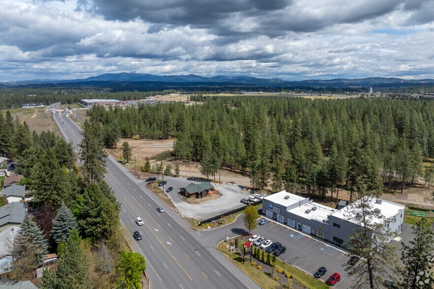 11402 N Newport Hwy, Spokane, WA à vendre - Aérien - Image 2 de 5