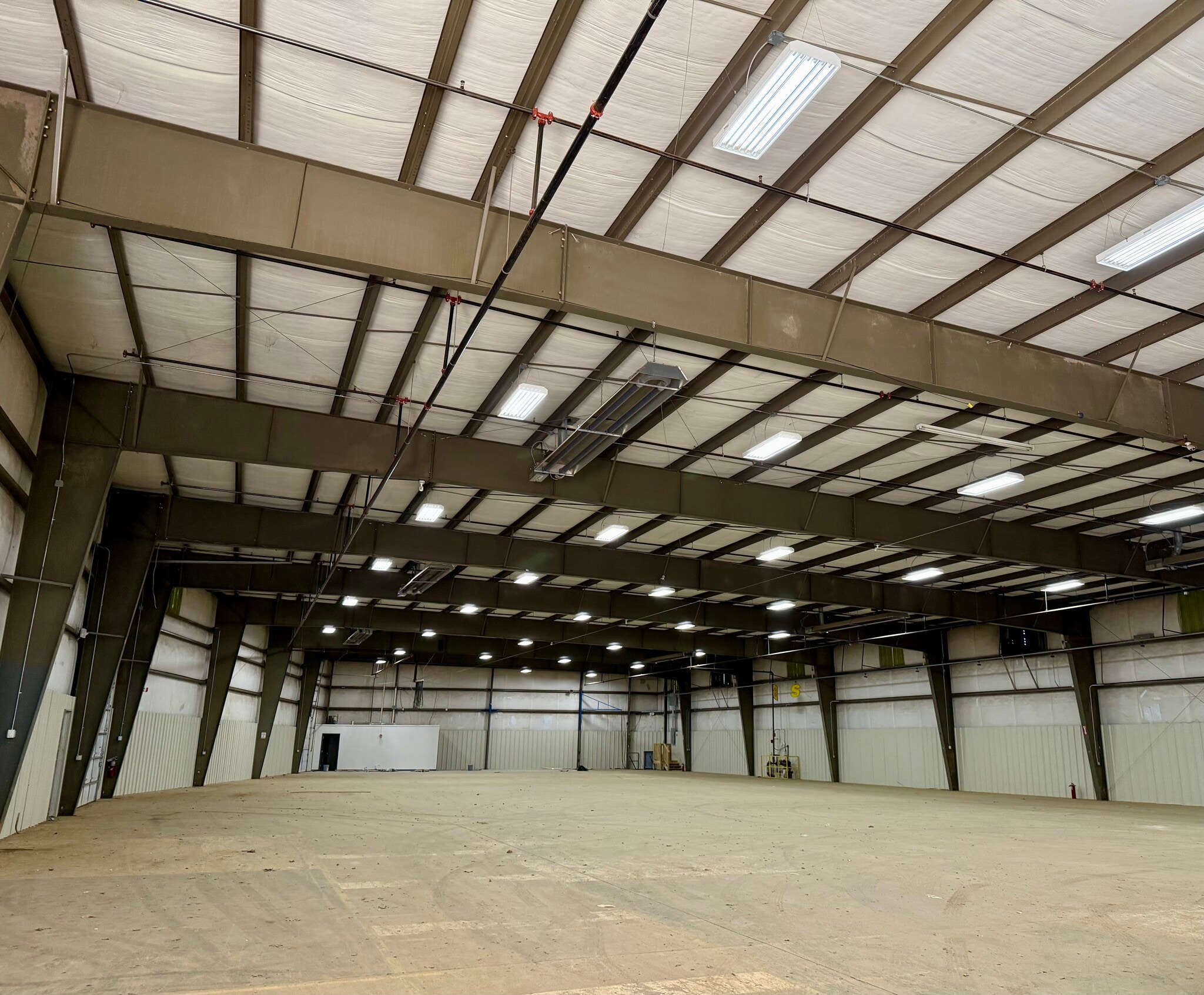 26 Glendale Ave, Asheville, NC for lease Interior Photo- Image 1 of 1