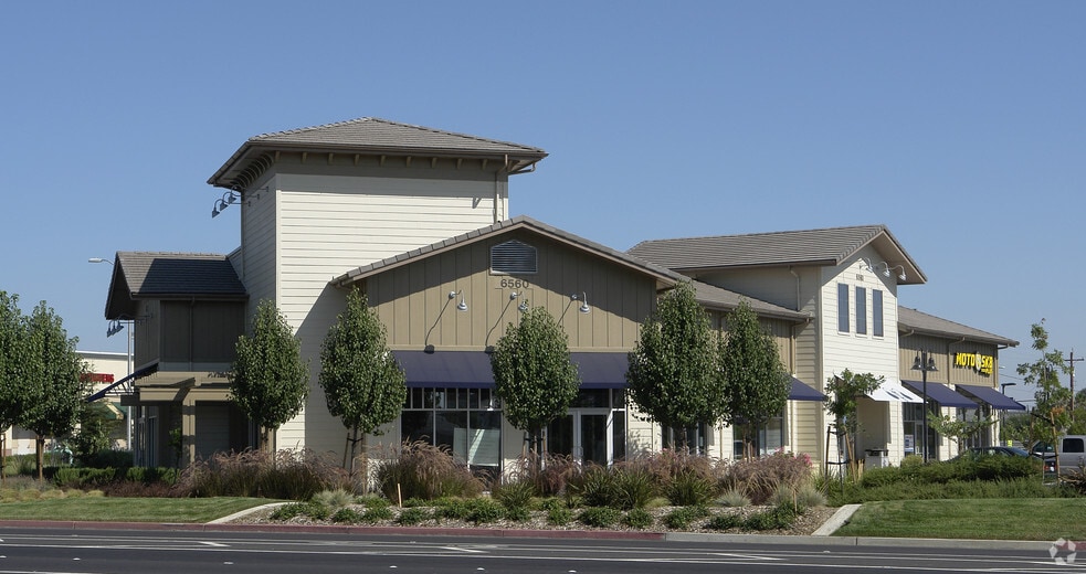 6560 Lone Tree Way, Brentwood, CA for lease - Building Photo - Image 2 of 3