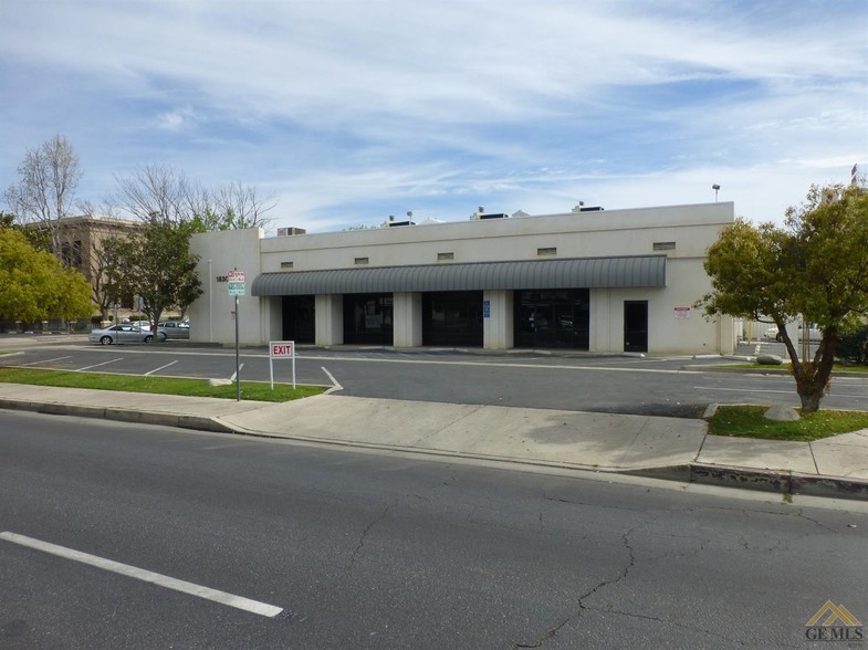 1830 F St, Bakersfield, CA for sale - Primary Photo - Image 1 of 1