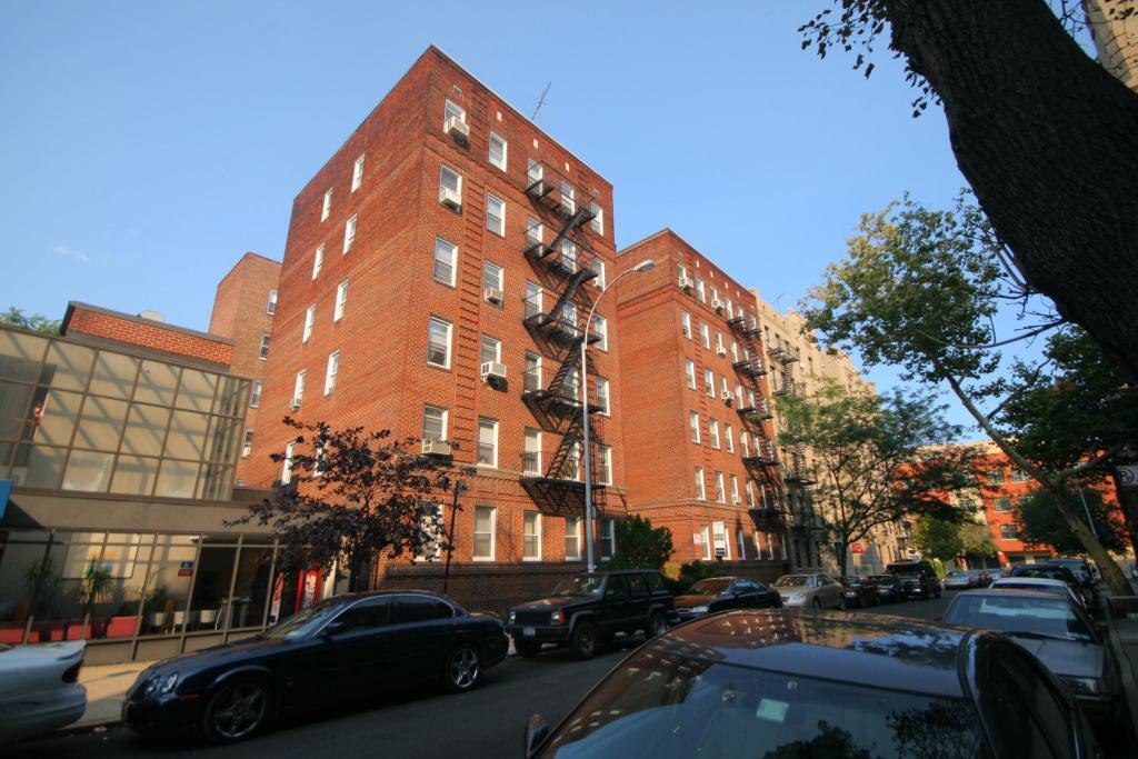 2531 30th Rd, Long Island City, NY for lease Primary Photo- Image 1 of 7