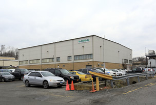 86 Viaduct Rd, Stamford CT - Warehouse