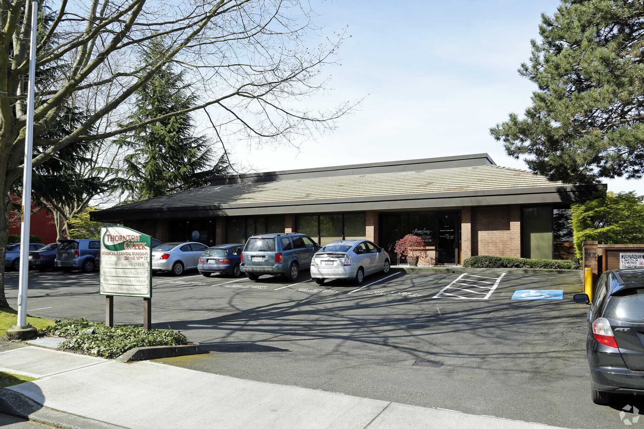 320 NE 97th St, Seattle, WA for lease Building Photo- Image 1 of 5