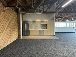 4700 San Pablo Ave, Emeryville, CA à louer Photo intérieure- Image 2 de 5