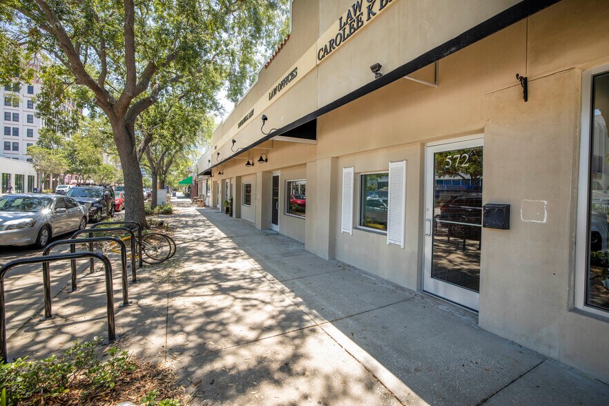 572 1st Ave N, Saint Petersburg, FL à louer - Photo du bâtiment - Image 3 de 20