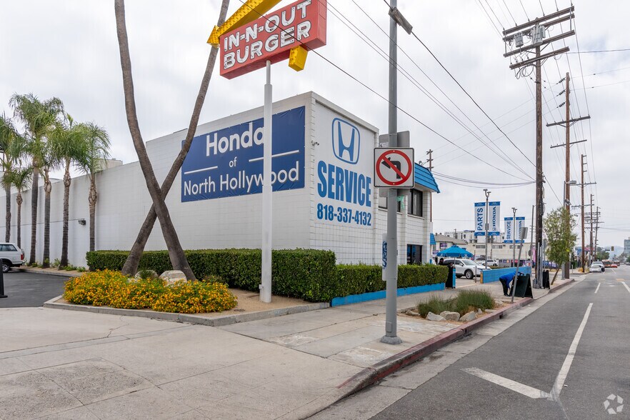 5838-5846 Lankershim Blvd, North Hollywood, CA à vendre - Photo du bâtiment - Image 2 de 6