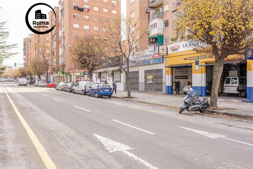 Calle Virgen de la Consolación, Granada, Granada for sale - Building Photo - Image 2 of 9