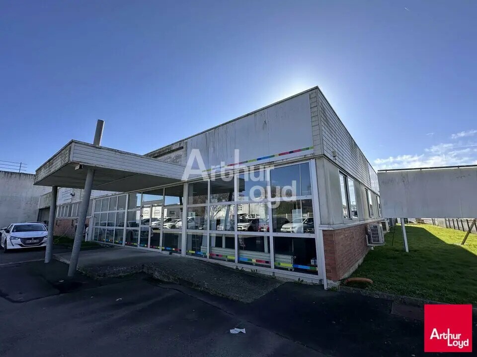 Flex in Saint-Grégoire for lease Building Photo- Image 1 of 11