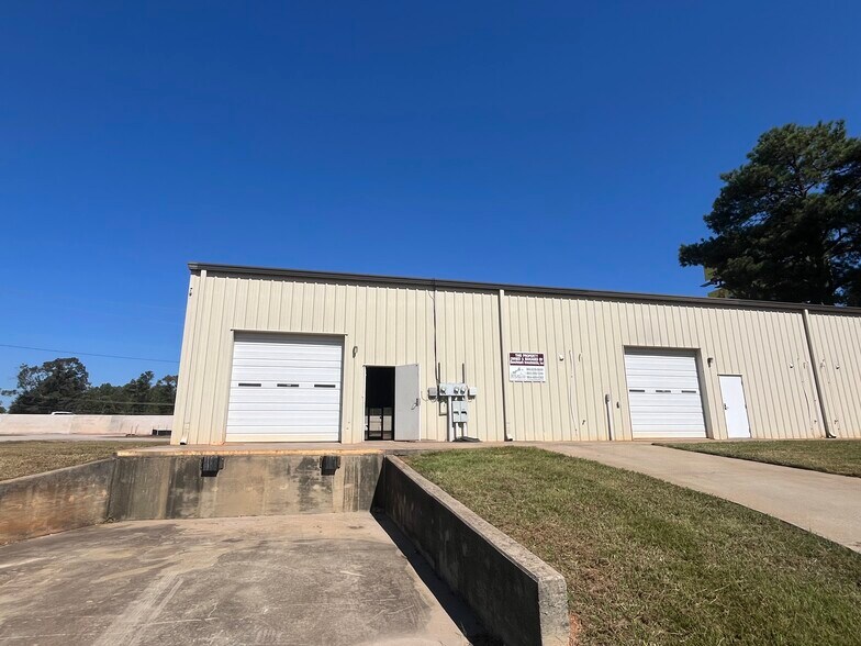 474 Hampshire Dr, Gaffney, SC à louer - Photo du bâtiment - Image 3 de 18