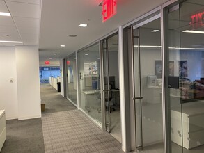 777 Third Ave, New York, NY for lease Interior Photo- Image 2 of 10