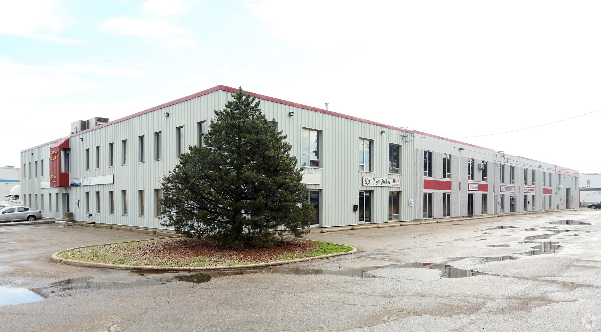 5904 50th St, Leduc, AB for sale Primary Photo- Image 1 of 1