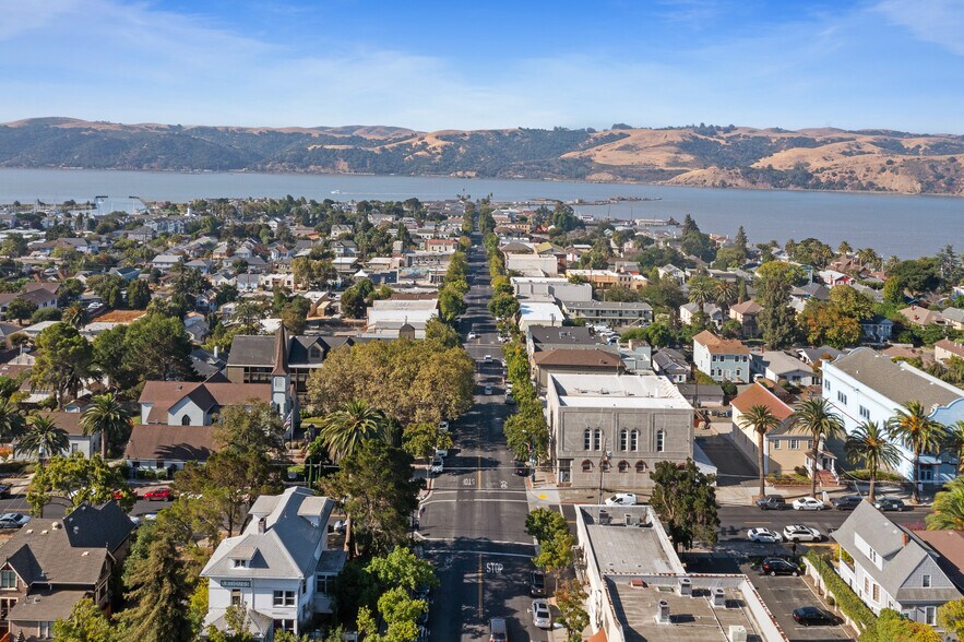 106 W J St, Benicia, CA à vendre - Photo du bâtiment - Image 3 de 80