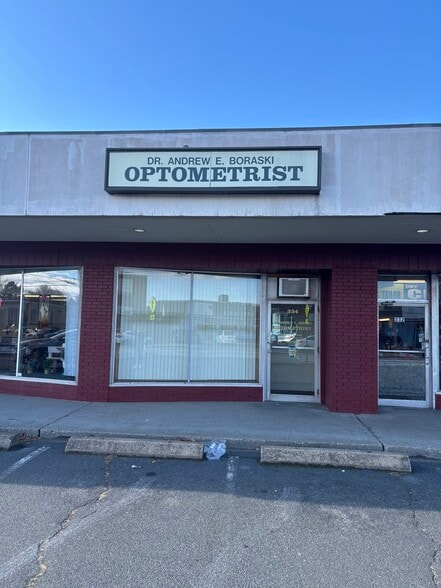 322-340 Walnut Street Ext, Agawam, MA for lease - Building Photo - Image 2 of 10