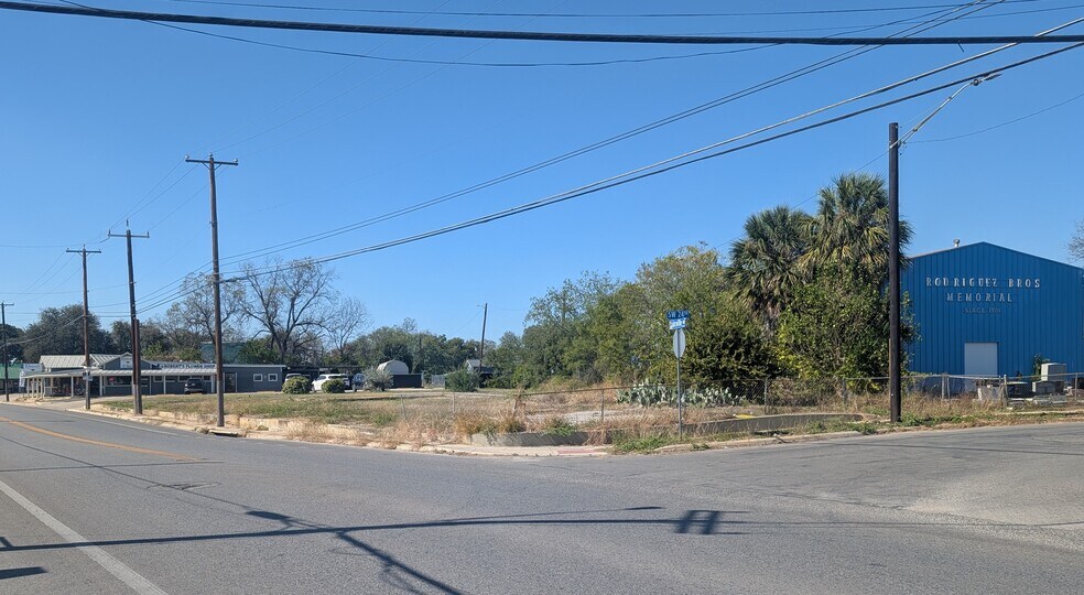 407 Castroville rd, San Antonio, TX for sale - Primary Photo - Image 1 of 1