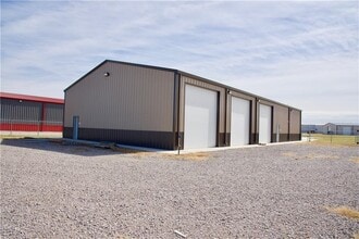 4651 Technology Dr, Weatherford, OK for lease Interior Photo- Image 2 of 14