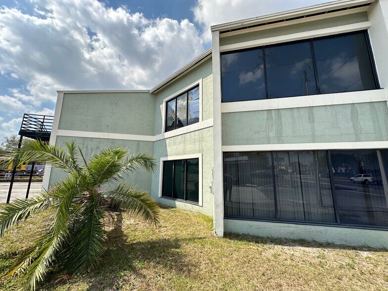 3922 Tampa St, Tampa, FL à louer - Photo du bâtiment - Image 3 de 10