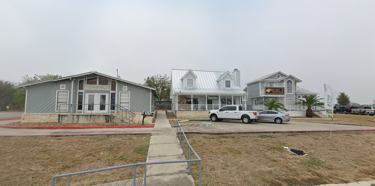 382 S Interstate 35 portefeuille de 4 propriétés à vendre sur LoopNet.ca Photo principale- Image 1 de 10