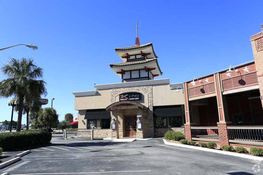 1901 N Kings Hwy, Myrtle Beach, SC à louer - Photo du bâtiment - Image 3 de 7