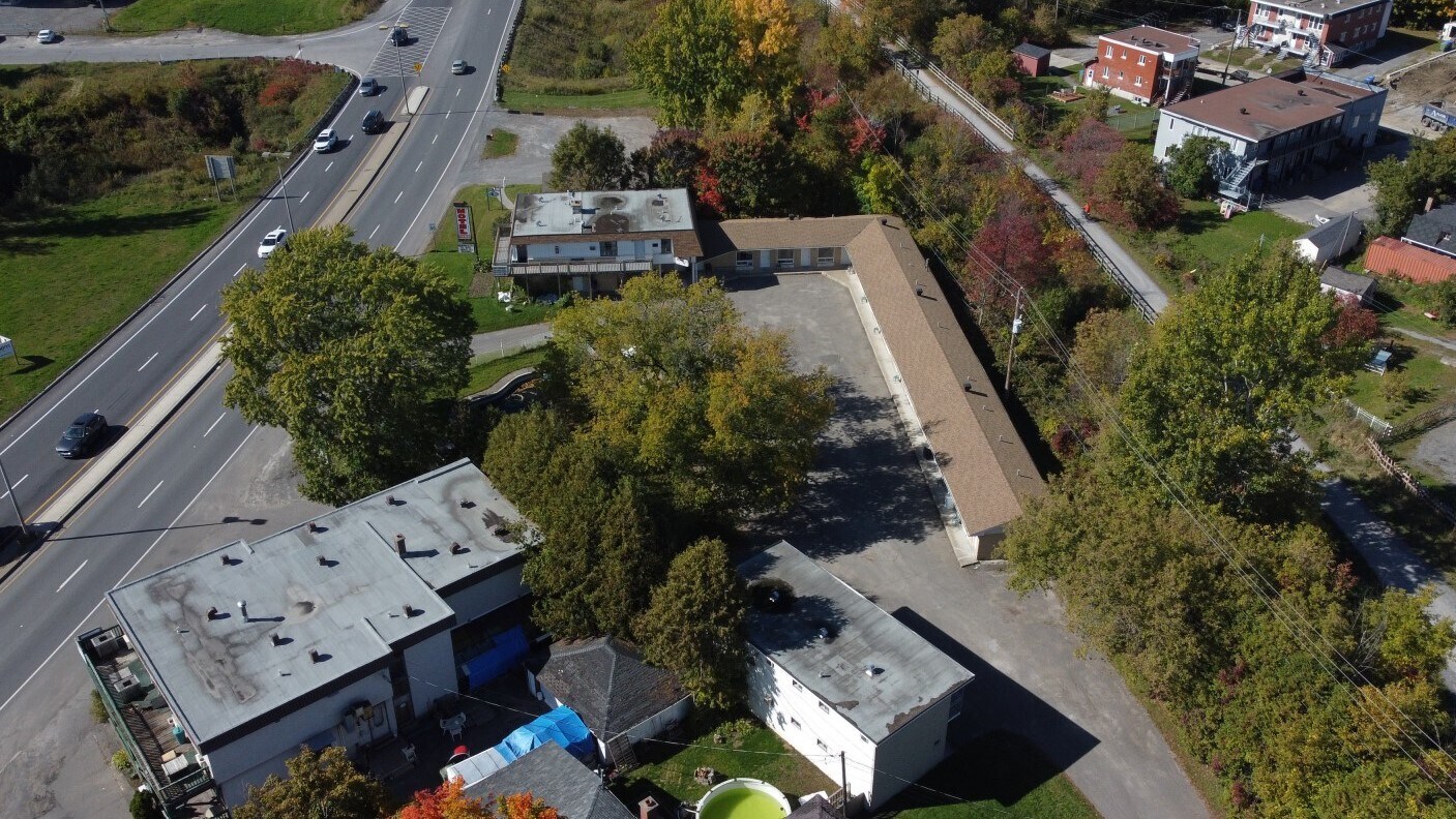 2232 Boul du Curé-Labelle, St-Jérôme, QC à vendre Photo principale- Image 1 de 1
