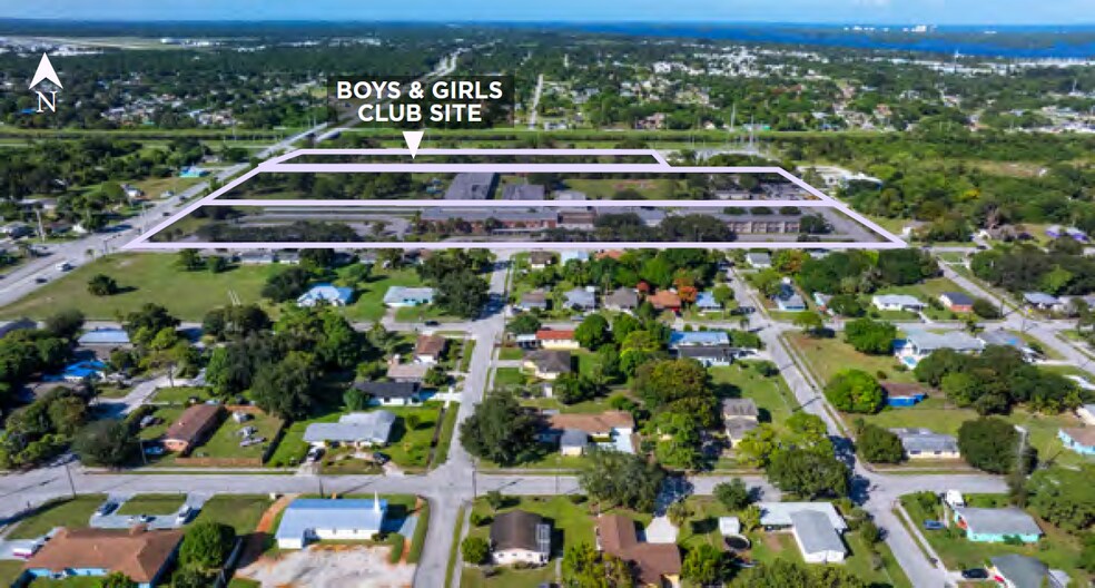 2202 Avenue Q, Fort Pierce, FL à vendre - Photo du bâtiment - Image 2 de 5